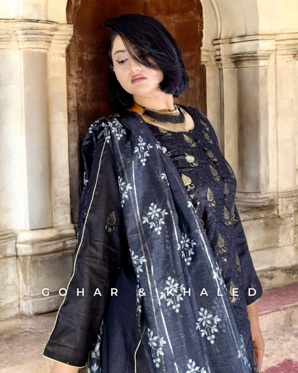 Lawn Embroidered 3Pc Stitched - Image 2